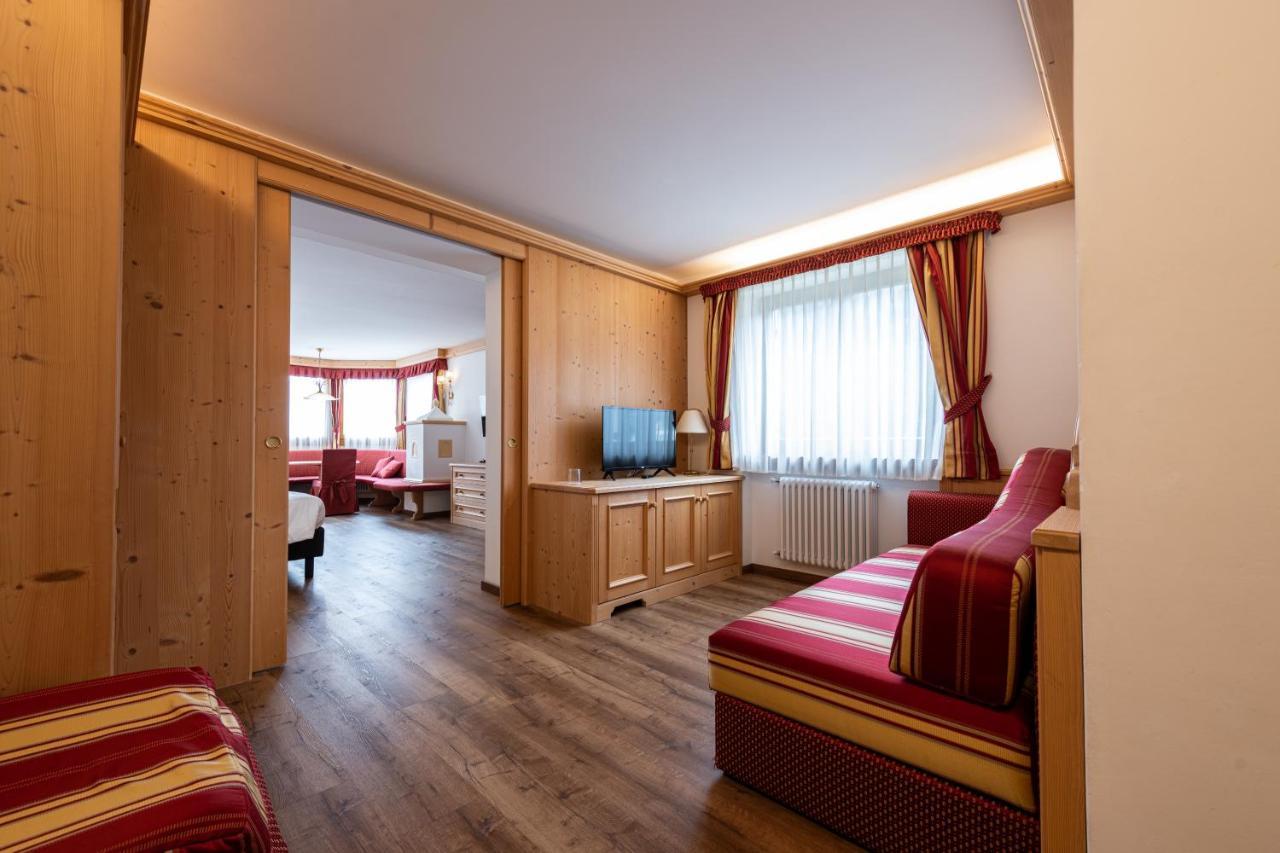 Hotel Cristina Pinzolo Esterno foto