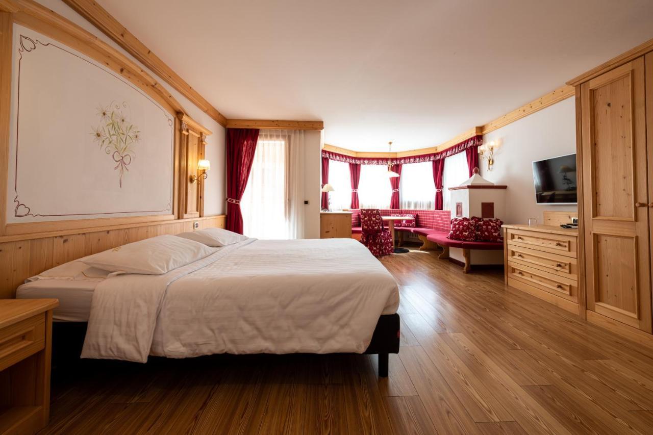 Hotel Cristina Pinzolo Esterno foto