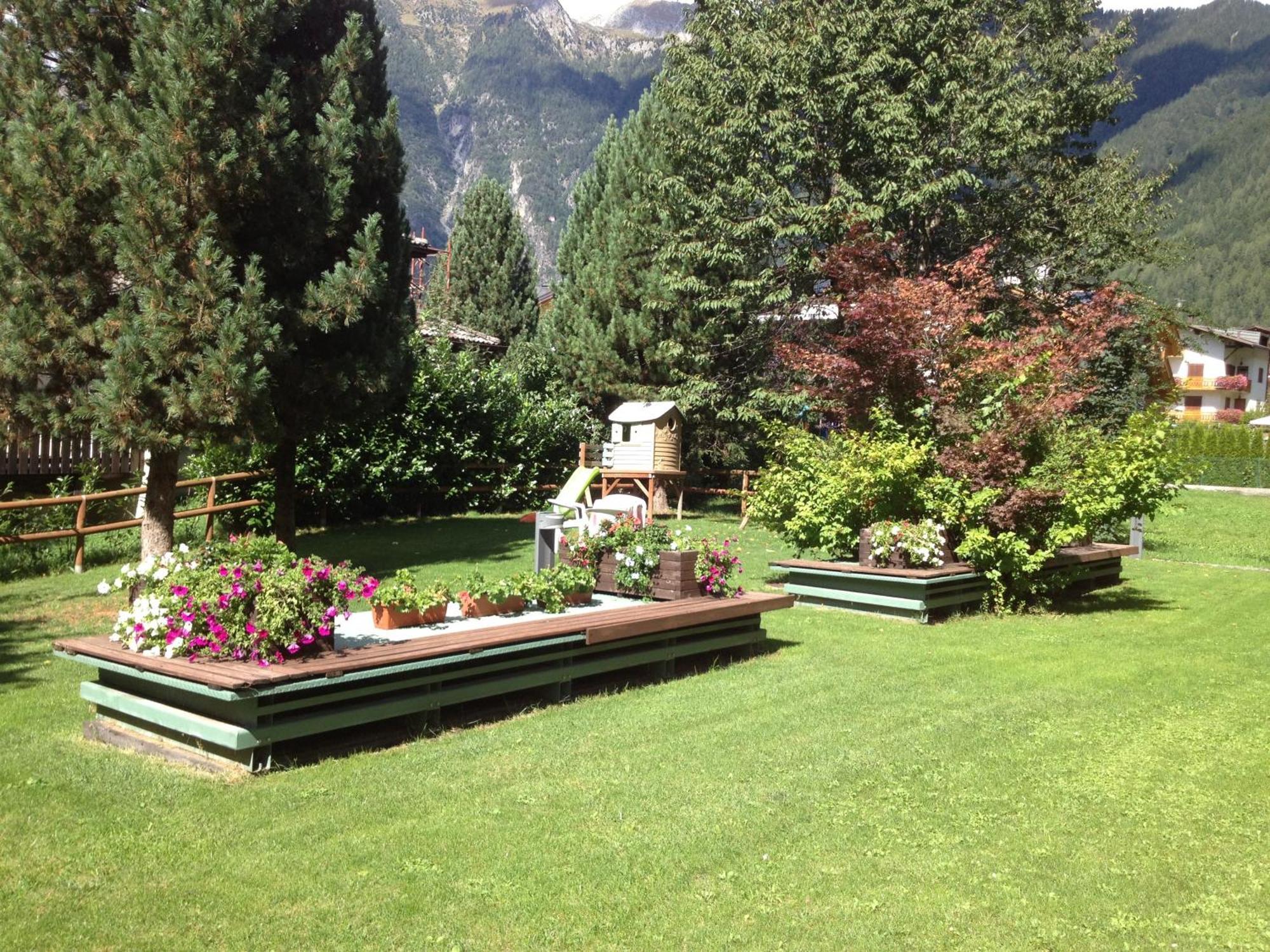 Hotel Cristina Pinzolo Esterno foto