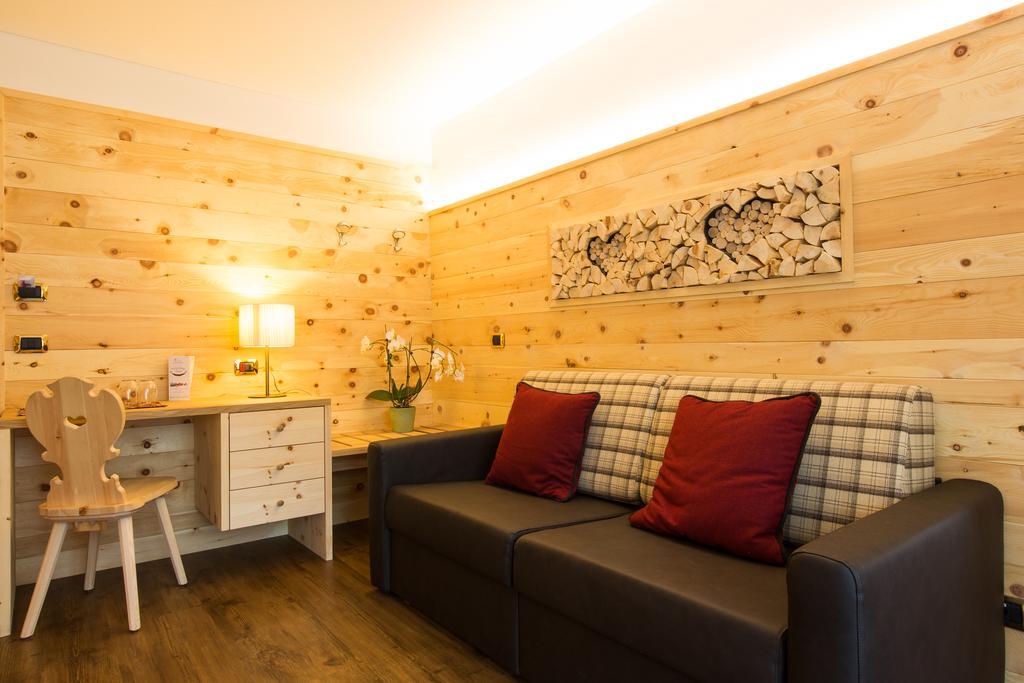 Hotel Cristina Pinzolo Esterno foto