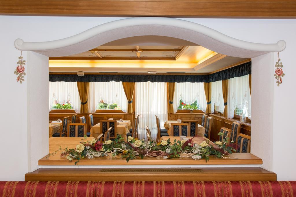 Hotel Cristina Pinzolo Esterno foto