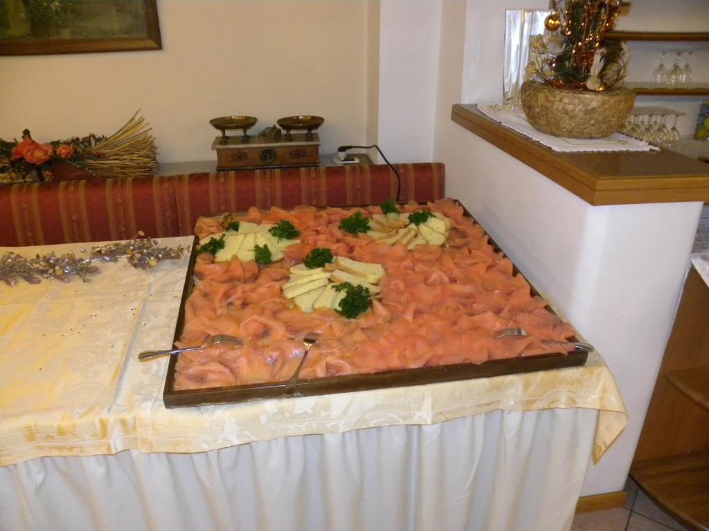 Hotel Cristina Pinzolo Esterno foto